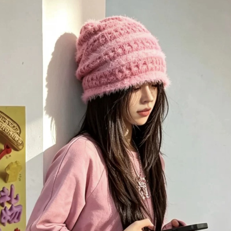 قبعات شتوية جديدة للنساء بأسلو - مراجعة Beanie Cuffed Knit وسعره